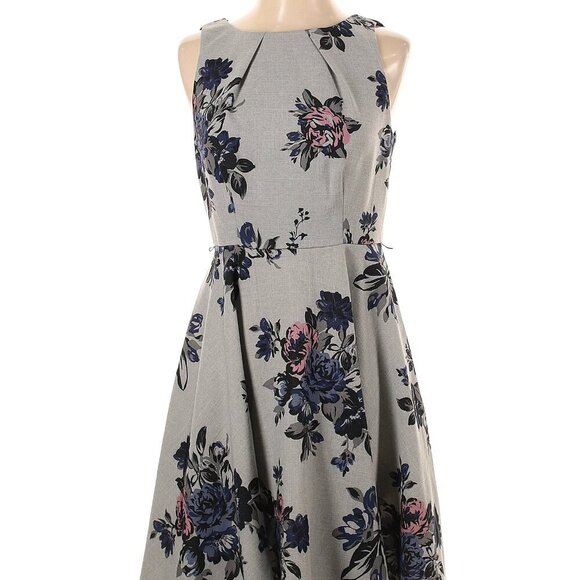 Elle Dresses & Skirts - Elle Size 4 Casual Dress